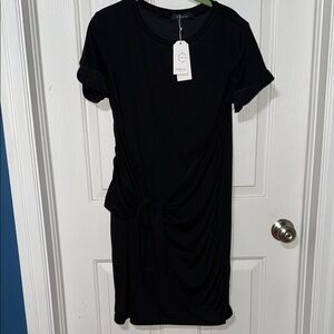 💰Black Short Sleeve Dress